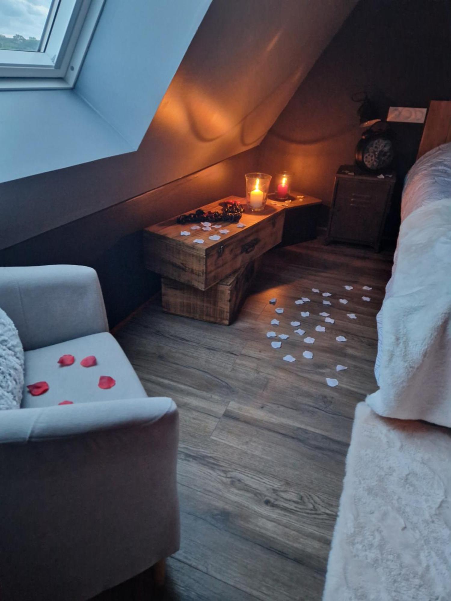 Chalet Industriel Avec Filet Et Spa Sorigny 외부 사진
